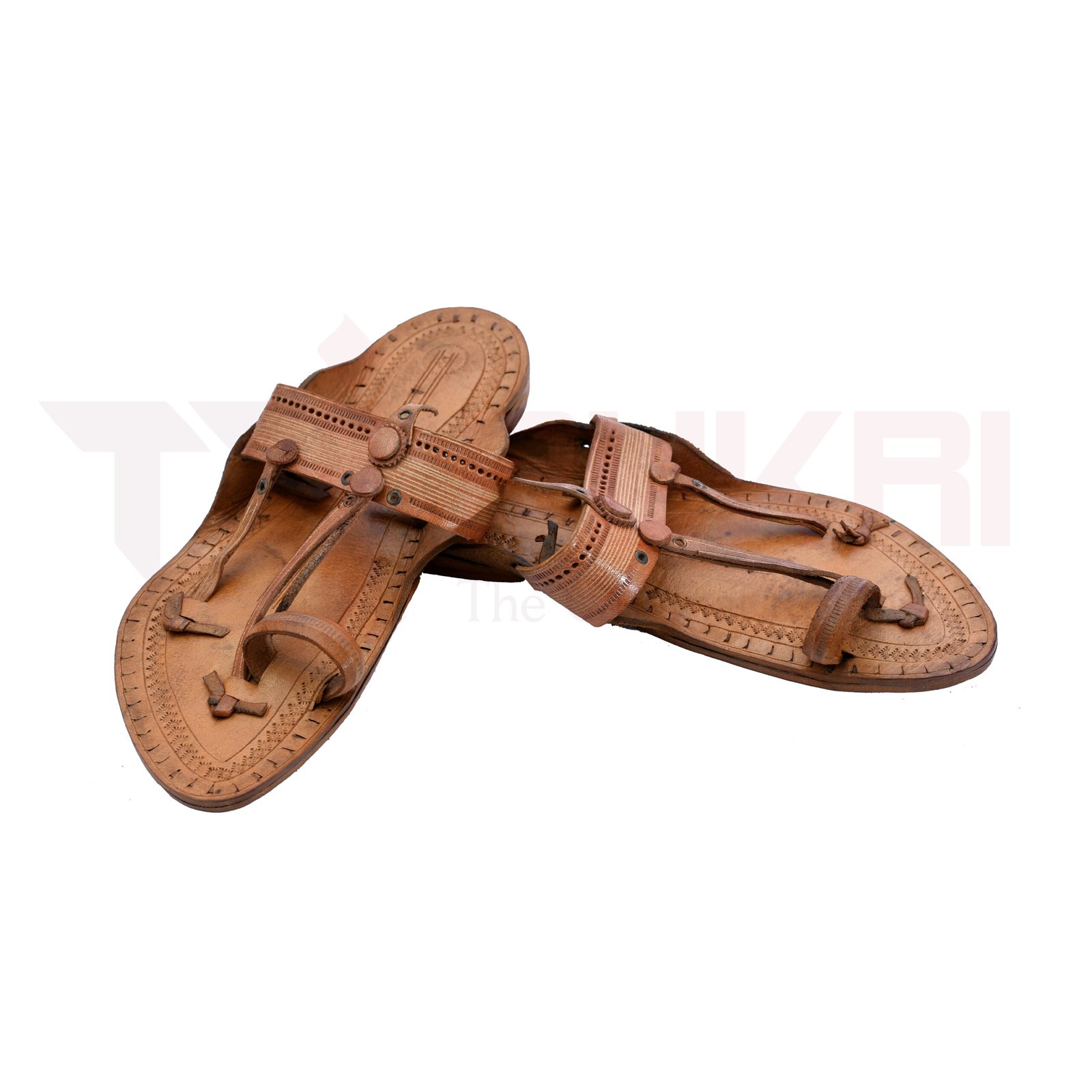 Button kolhapuri chappal P2